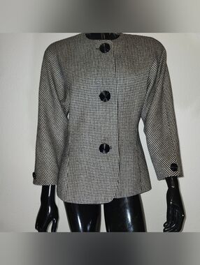 Akris Wool And Cashmere Houndstooth Blazer Size 10